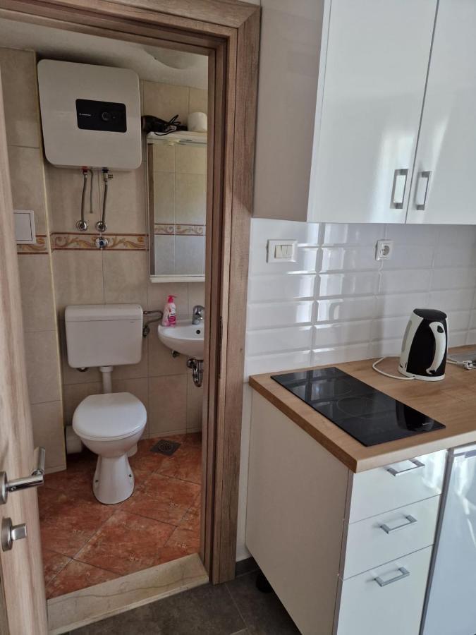 Apartments Petrovic ماكارسكا المظهر الخارجي الصورة